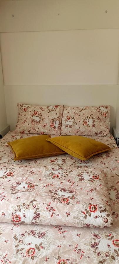 Apartment Lake Story Pluzine Luaran gambar