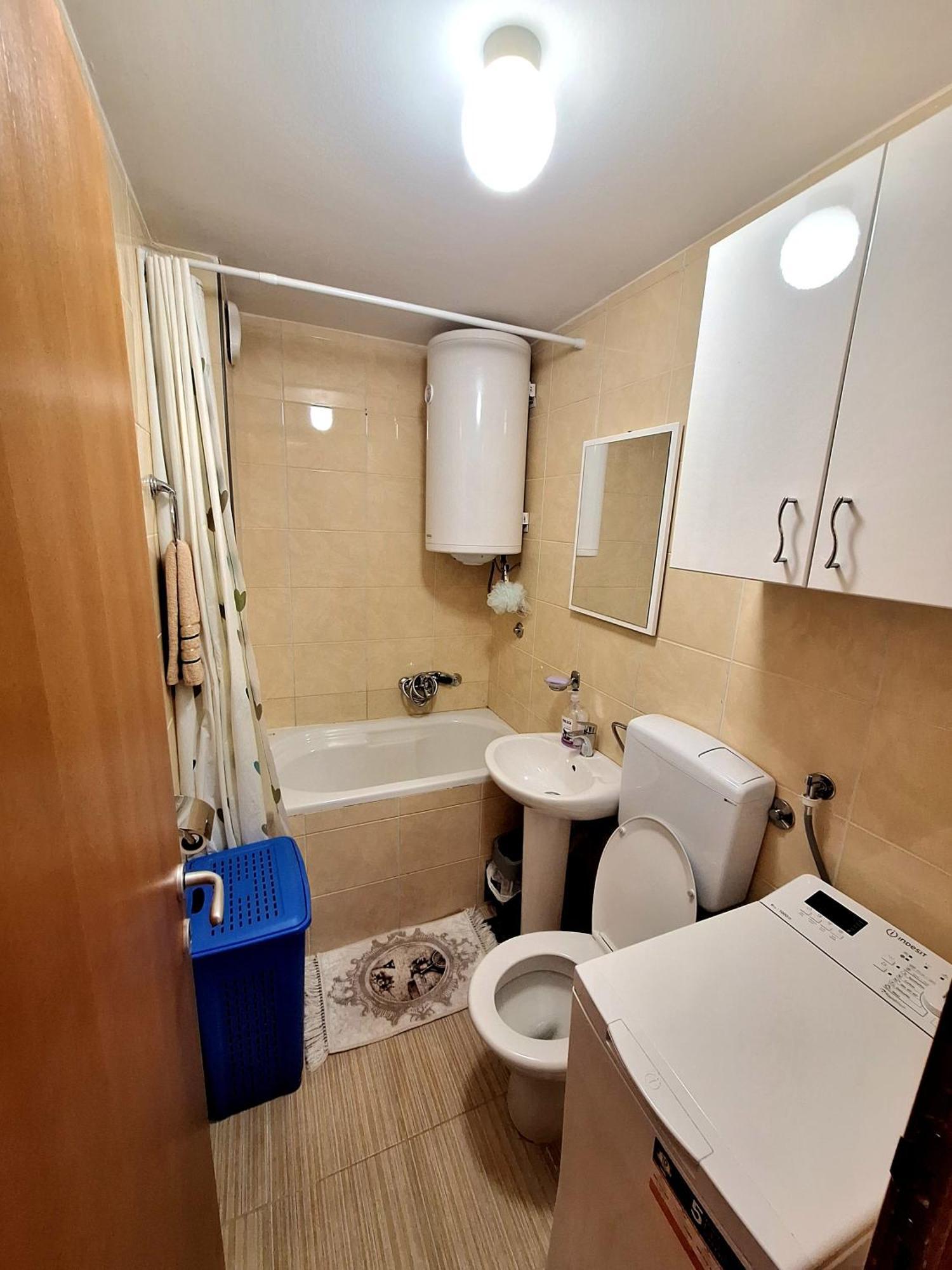 Apartment Lake Story Pluzine Luaran gambar